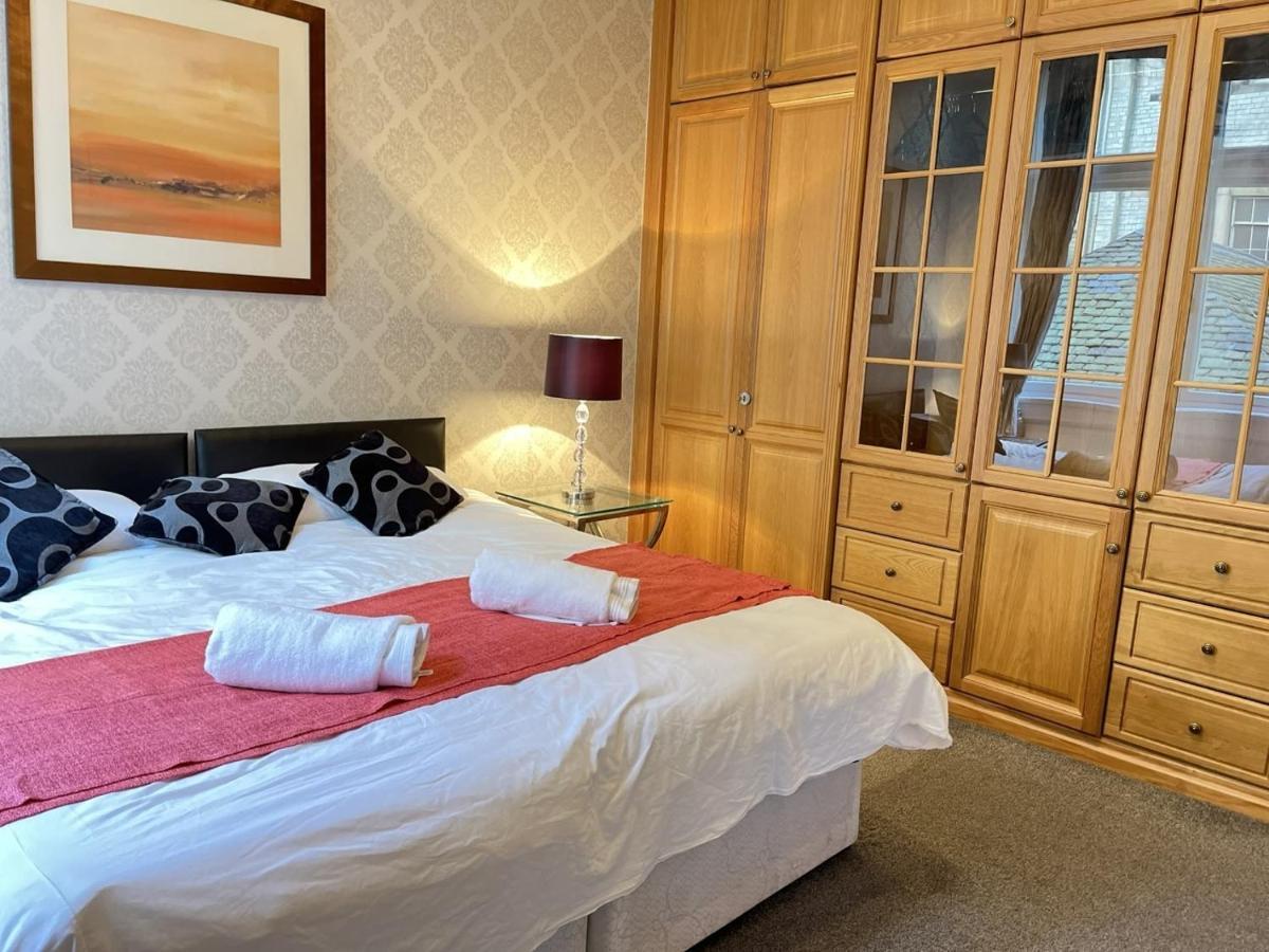 Royal Mile Mansions 2 Bedroom - Edinburgh City Centre Bagian luar foto